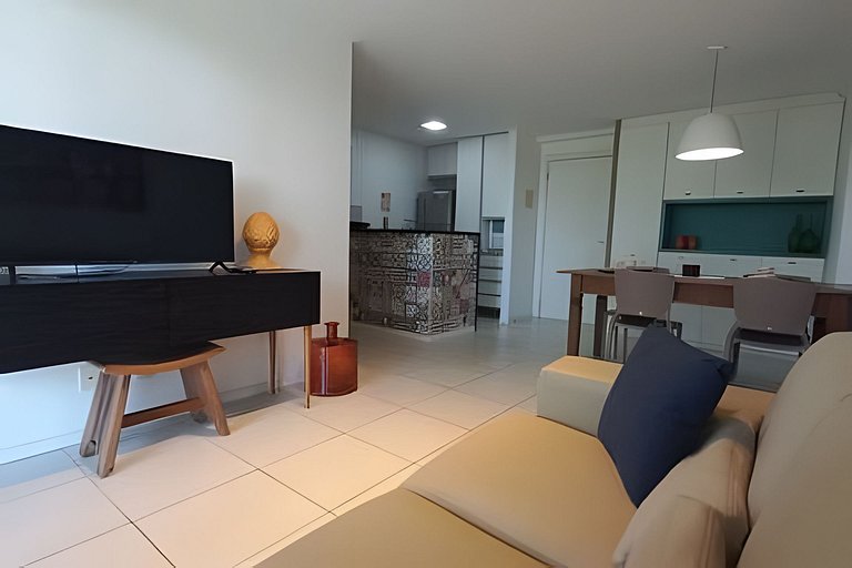 Beachfront Cond Apartment by MME