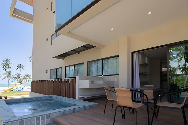 Apartamento a pie de playa en resort con piscina privada por
