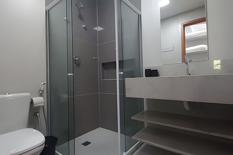 Apartamento a pie de playa en resort con piscina privada por