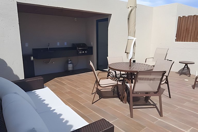 Duplex em Condomínio à 150m da praia para 06 pessoas by MME