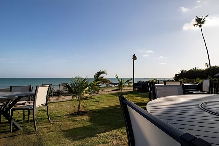 Oka Milagres Beachfront Condo for 7 People by MME