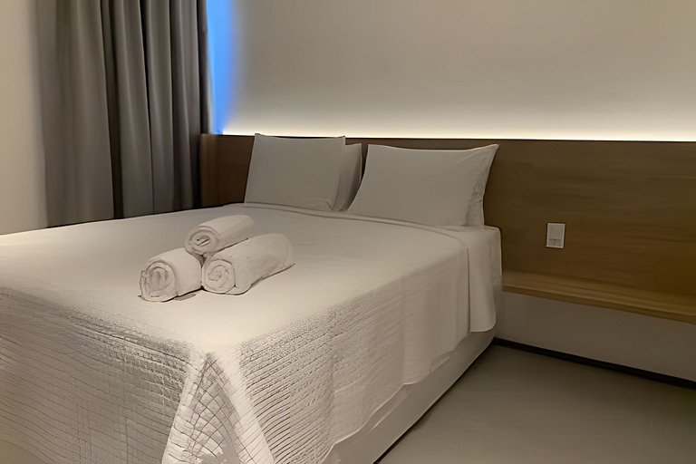 Cond. Apartment. Beach Access for 5 People by MME
