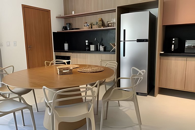 Cond. Apartment. Beach Access for 5 People by MME