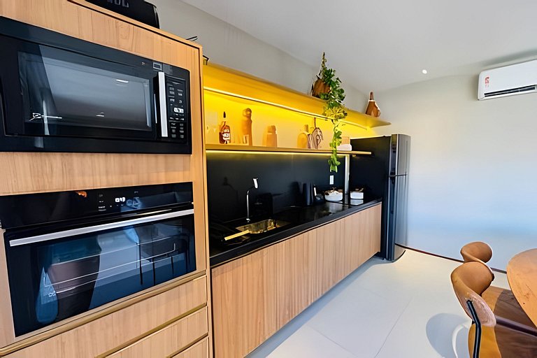 Duplex Apartment with Beach Access for 6 People by MME