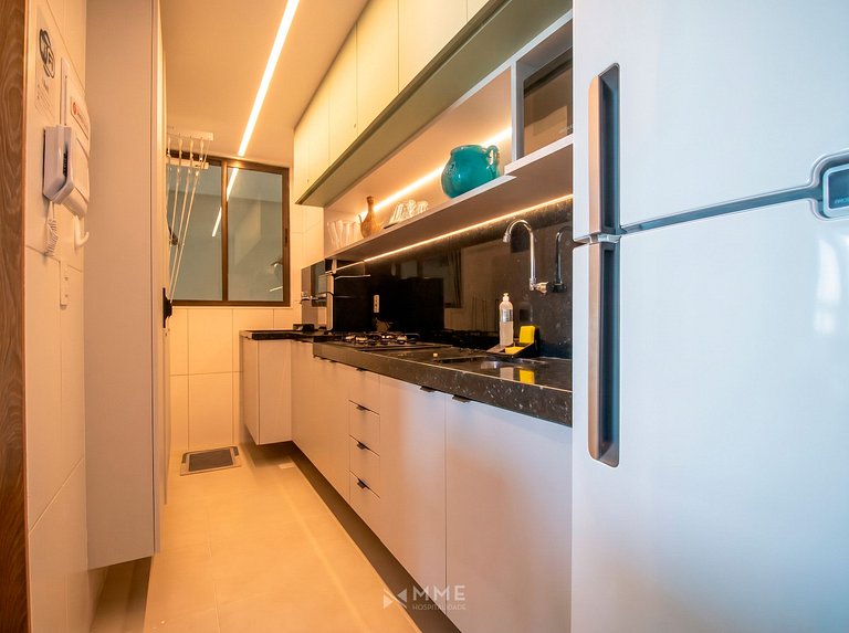 Apartment with a View 3 Minutes from the Beach by MME
