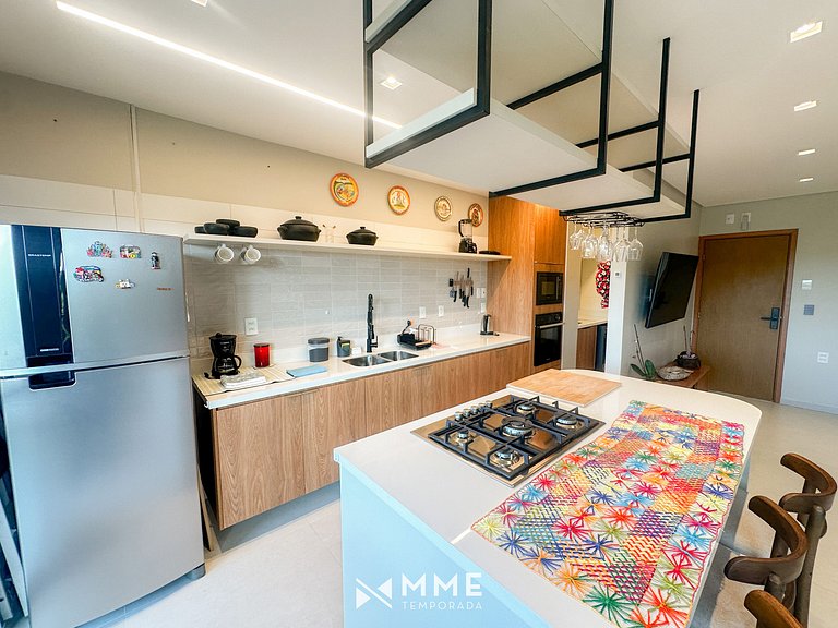 Beachfront Apartment with Sea View in Ipioca by MME